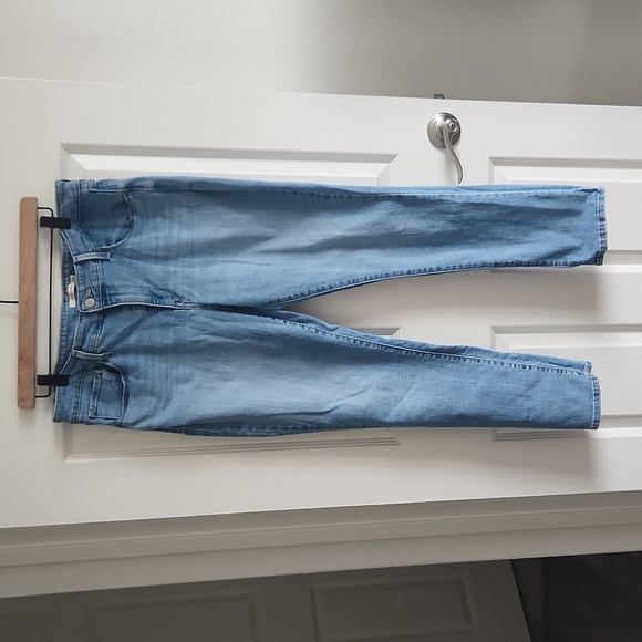 Levi's Denim - Levi's mid rise skinny jeans womens size 16 light wash